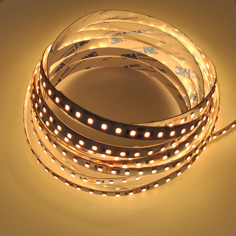 LED-Lichterband, warmweiß. Die Lichtmacher.