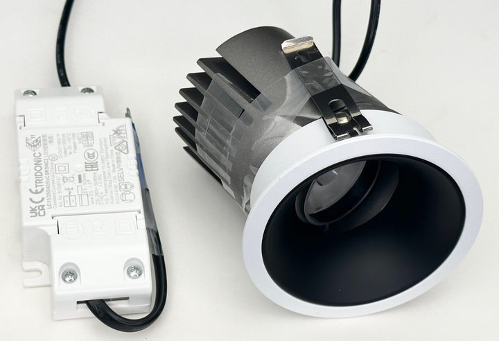LED recessed spotlight round with frame "Core", 15W, 2700K, CRI&gt;90, IP20