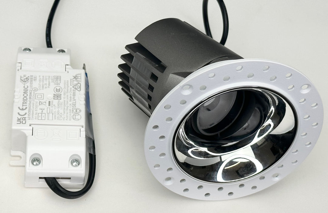 LED recessed spotlight round without frame "Core", 15W, 2700K, CRI&gt;90, IP20