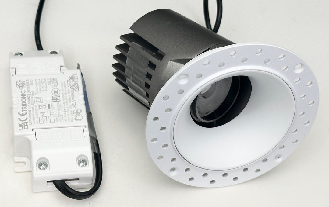 LED recessed spotlight round without frame "Core", 15W, 2700K, CRI&gt;90, IP20