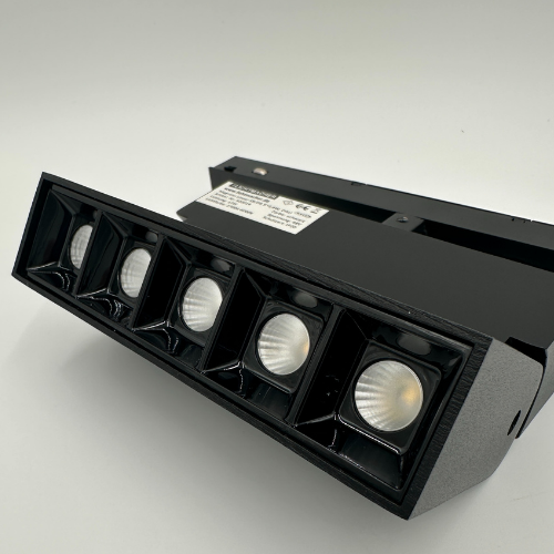 Magneto Strahler 12W schwenkbar/drehbar, 2700K-6000K, DALI, schwarz