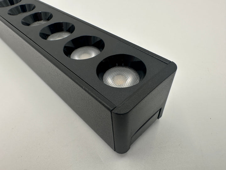 48V Schienenstrahler "Slim" 30W, Tuya, Schwarz oder Weiß