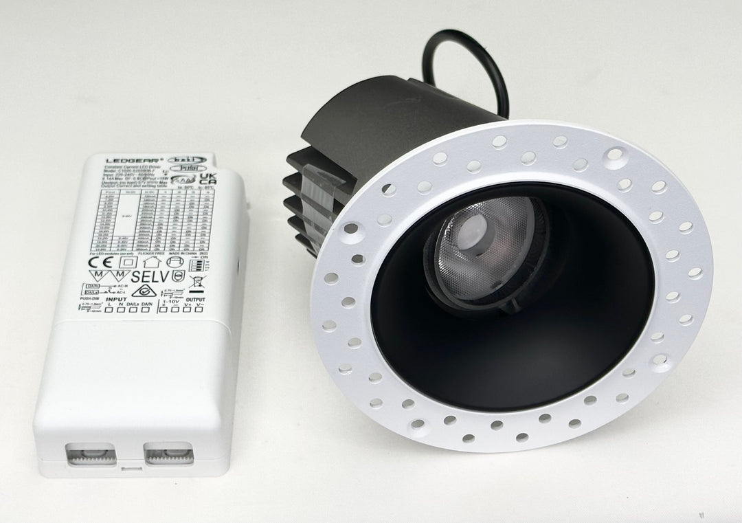 LED recessed spotlight round without frame "Core", 15W, 2700K, CRI&gt;90, IP20