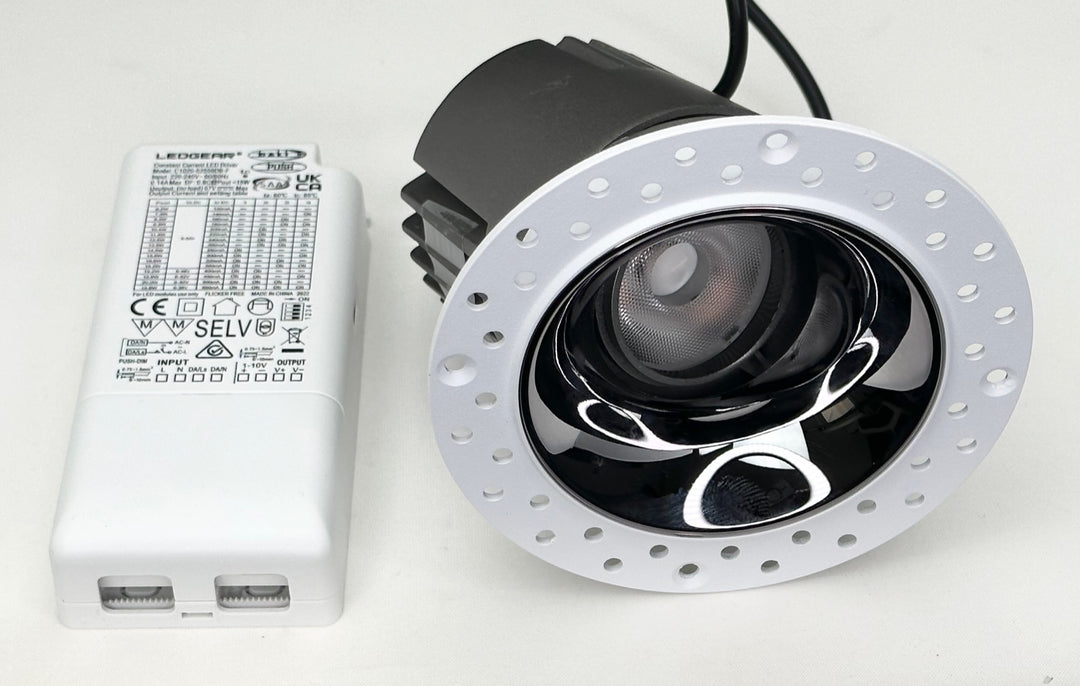 LED recessed spotlight round without frame "Core", 15W, 2700K, CRI&gt;90, IP20