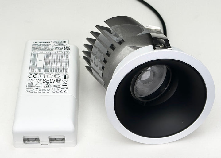 LED recessed spotlight round with frame "Core", 15W, 2700K, CRI&gt;90, IP20