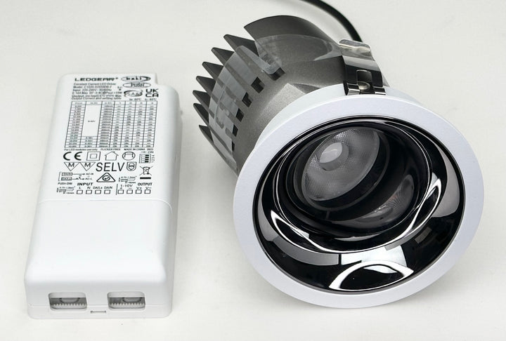 LED recessed spotlight round with frame "Core", 15W, 2700K, CRI&gt;90, IP20