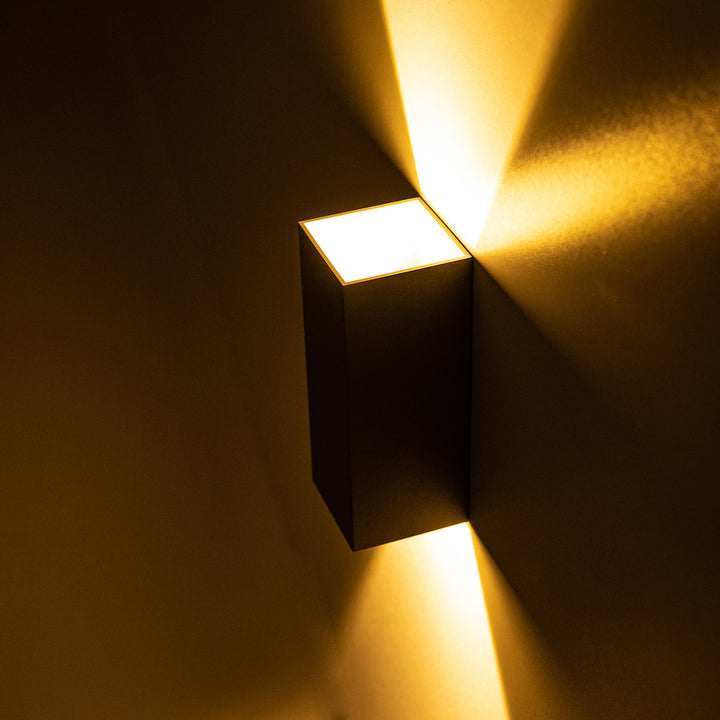 LED Wandleuchte "Cube", 8W, Schwarz/Gold