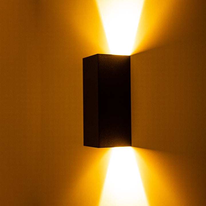 LED Wandleuchte "Cube", 8W, Schwarz/Gold