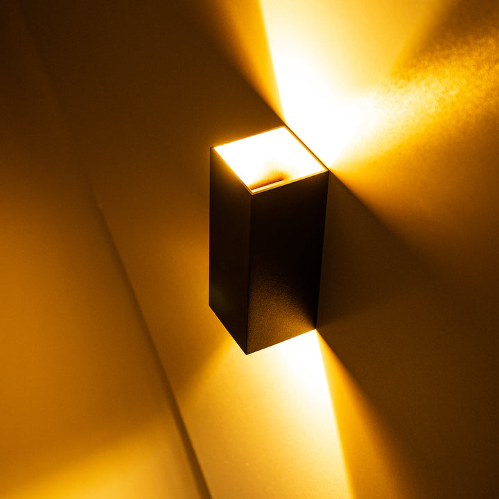 LED Wandleuchte "Cube", 8W, Schwarz/Gold