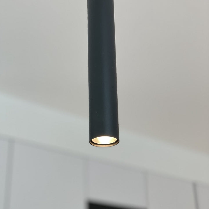 LED Stab-Pendelleuchte "Tube", 5W, 60cm, Schwarz oder Weiß